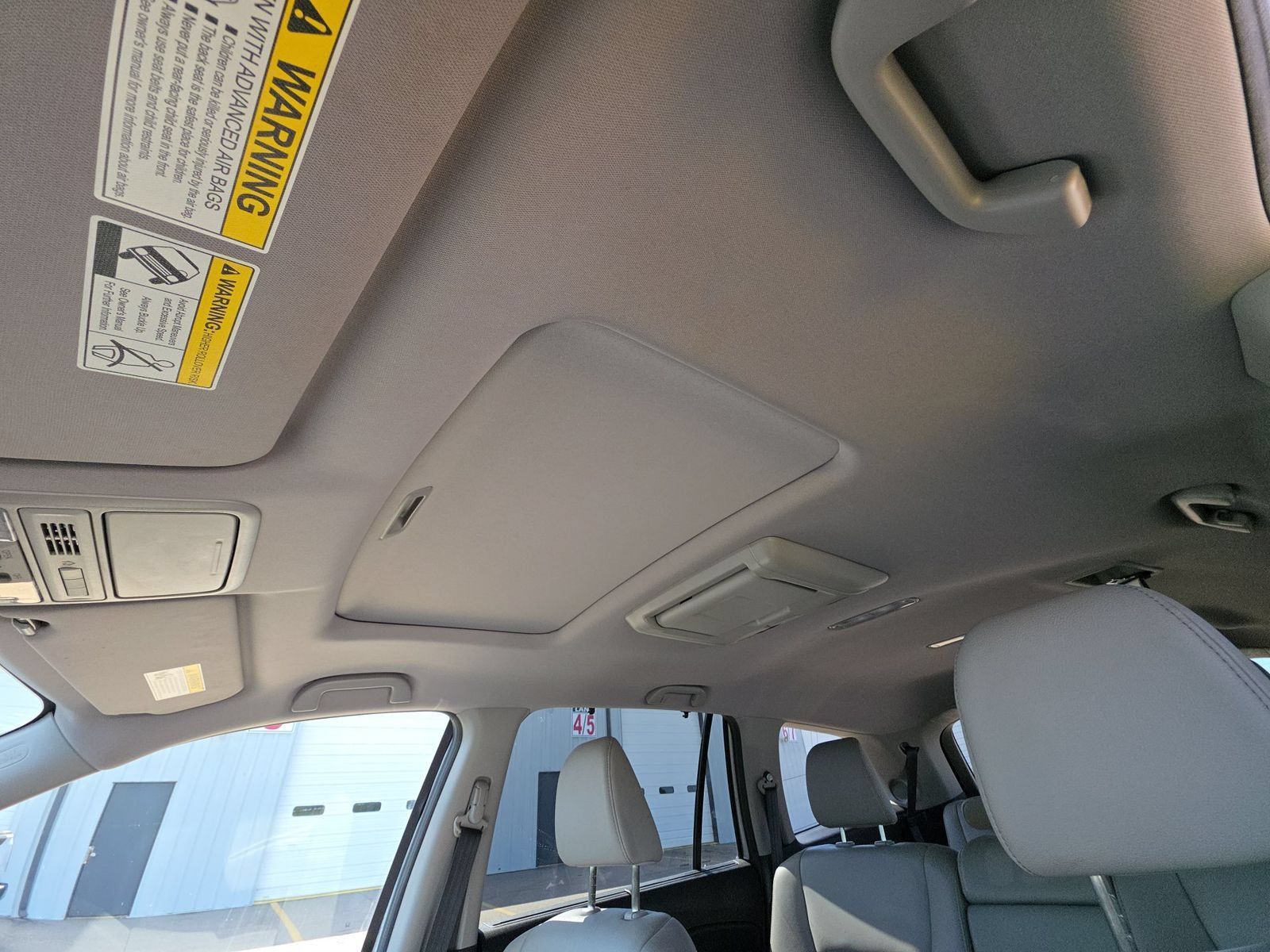 Used 2017 Honda Pilot Touring image 19