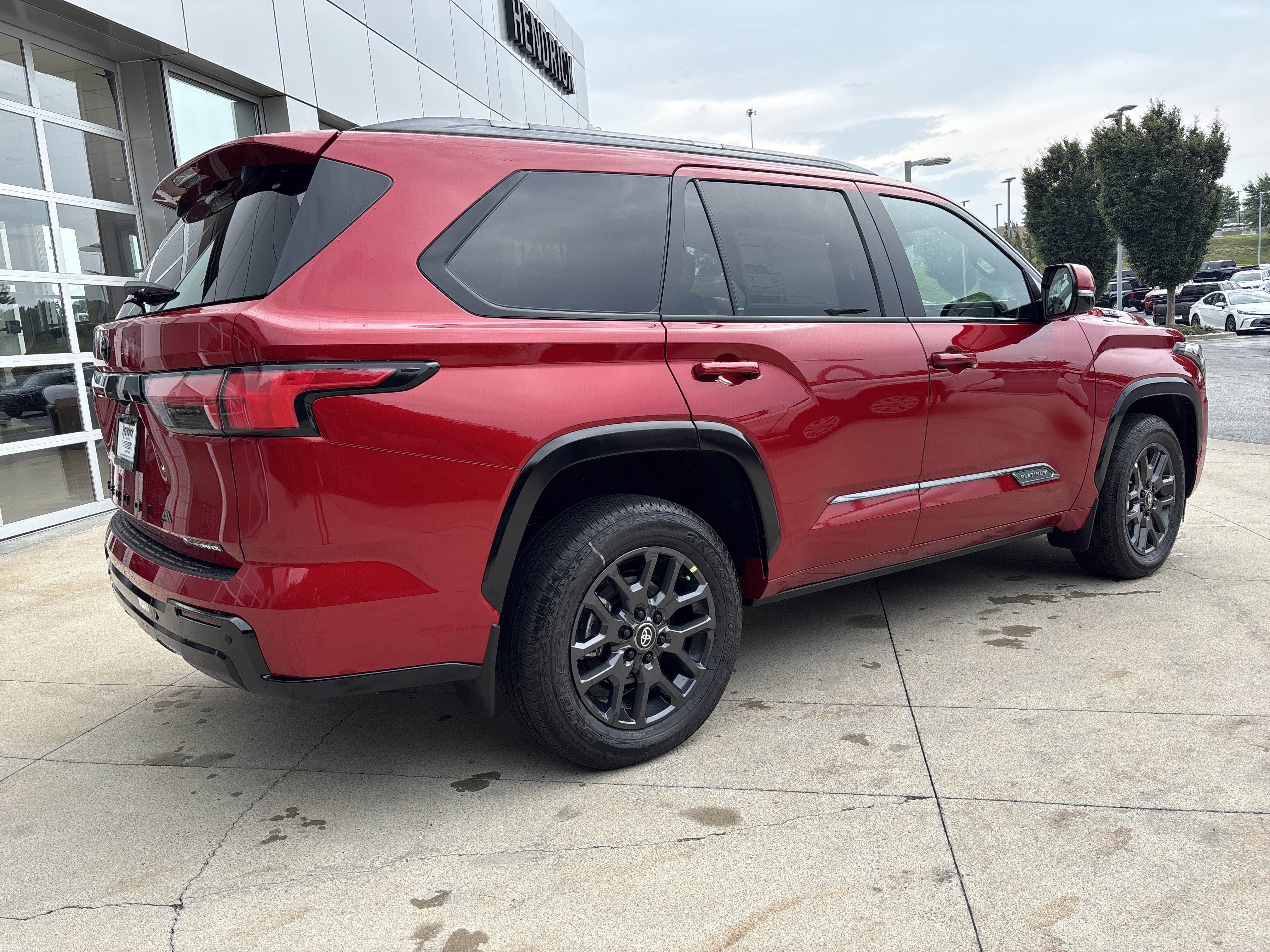 Used 2026 Toyota Sequoia Platinum AWD/4WD image 6