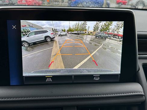 Used 2023 Chevrolet Tahoe Z71 image 30