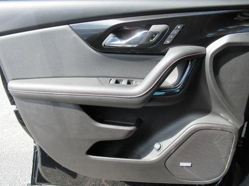 Used 2024 Chevrolet Blazer RS w/ Enhanced Convenience Package FWD image 21