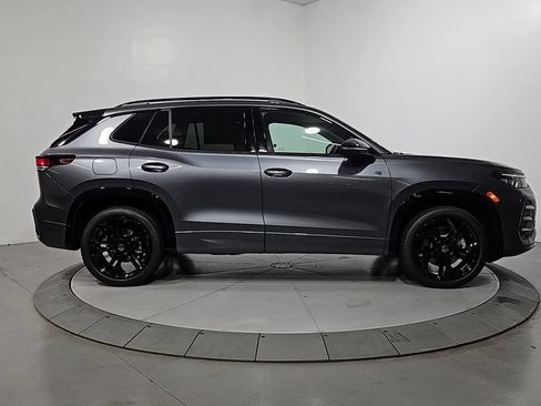 New 2026 Volkswagen Tiguan SE R-Line AWD/4WD image 6