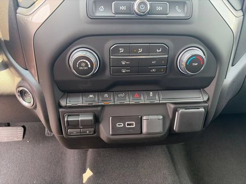 New 2026 Chevrolet Silverado 1500 Custom AWD/4WD image 22