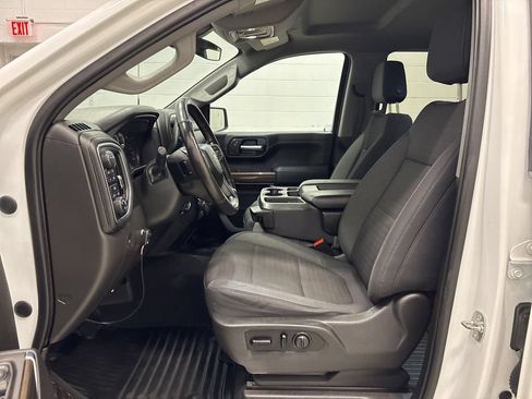 Used 2020 Chevrolet Silverado 1500 LT w/ All-Star Edition AWD/4WD image 17