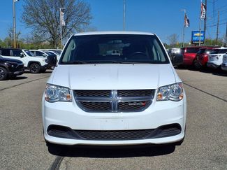 Used 2016 Dodge Grand Caravan SE w/ Quick Order Package 29E SE FWD video 2