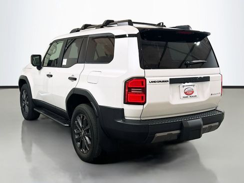 New 2026 Toyota Land Cruiser image 6