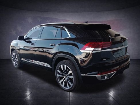 Used 2021 Volkswagen Atlas Cross Sport SEL Premium R-Line AWD/4WD image 3