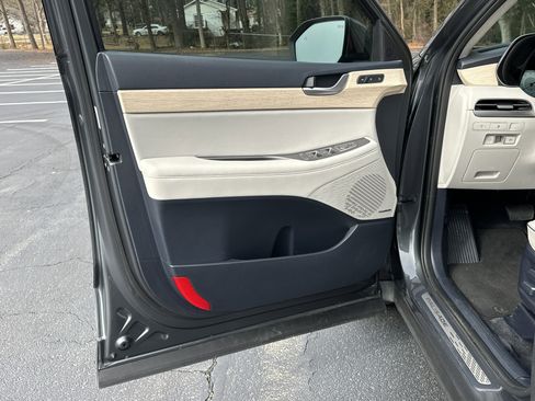 Used 2023 Hyundai Palisade Limited image 10