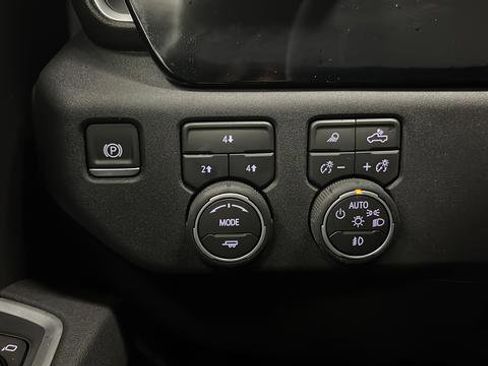 New 2026 Chevrolet Silverado 2500 LT w/ All Star Edition AWD/4WD image 42