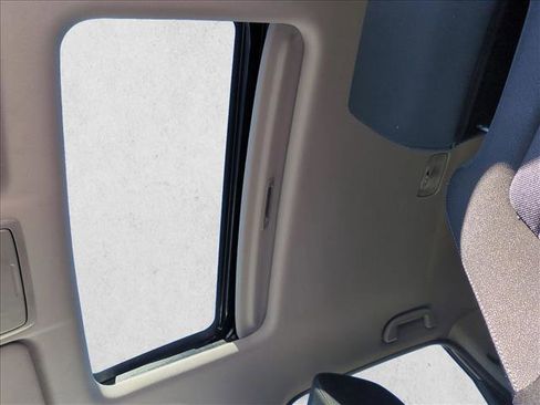 Used 2022 Honda CR-V EX image 25