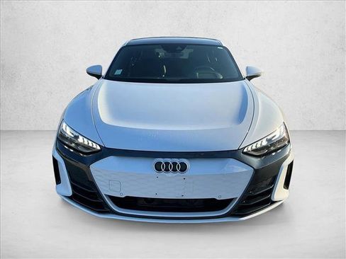 Used 2023 Audi e-tron GT Premium Plus image 2