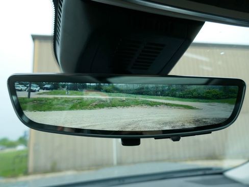 New 2026 GMC Terrain Denali w/ LPO, Black Badging Package image 23