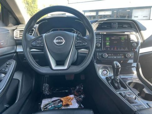Used 2023 Nissan Maxima SV w/ Floor Mat Group image 21