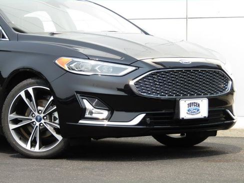 Certified 2019 Ford Fusion Titanium FWD image 5