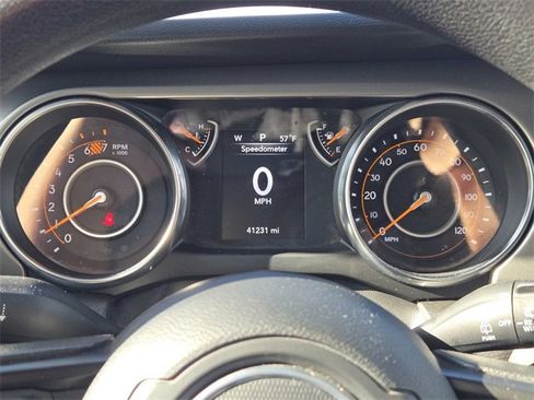 Used 2022 Jeep Wrangler Unlimited Sport image 24