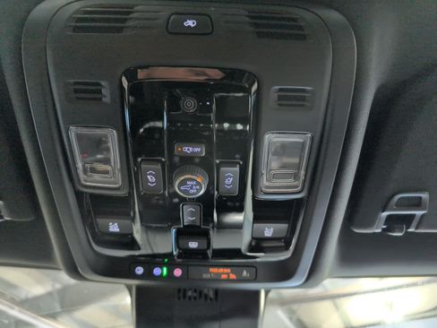 Used 2026 GMC Yukon XL Denali Ultimate AWD/4WD image 15