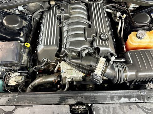 Used 2016 Dodge Challenger R/T Scat Pack w/ Leather Interior Group image 29