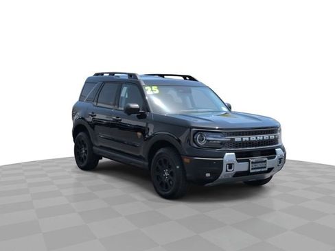 Used 2025 Ford Bronco Sport Badlands w/ Badlands Tech Package AWD/4WD image 2