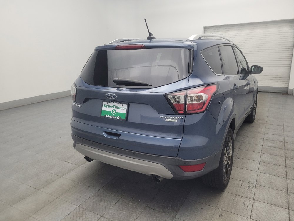 Used 2018 Ford Escape Titanium w/ Ford Safe & Smart Package FWD image 9