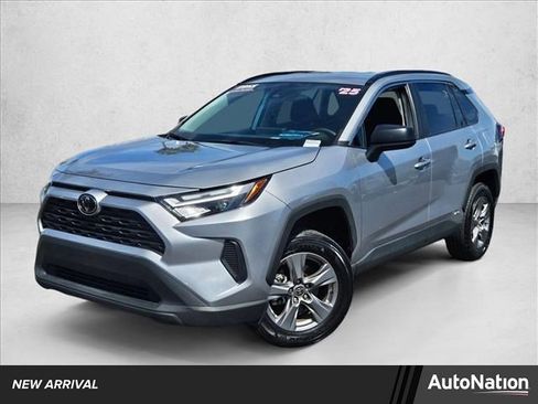 Used 2025 Toyota RAV4 LE AWD/4WD image 1