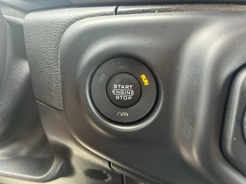 Used 2021 Jeep Wrangler Unlimited Sport AWD/4WD image 18