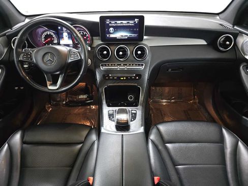 Used 2019 Mercedes-Benz GLC 350e 4MATIC image 18