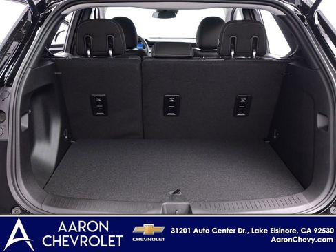 New 2027 Chevrolet Bolt LT w/ Comfort Package FWD image 31