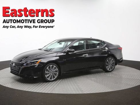 Used 2023 Nissan Altima 2.5 SL FWD image 57