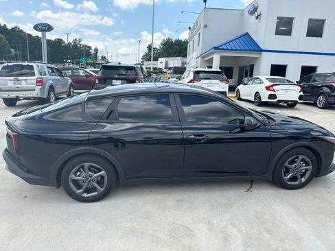 Used 2025 Kia K4 FWD image 17