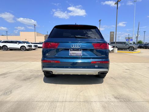 Used 2018 Audi Q7 2.0T Premium Plus w/ Premium Plus Package AWD/4WD image 8
