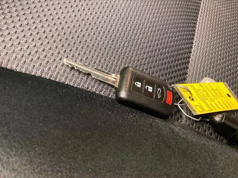 Used 2017 Mitsubishi Lancer LE image 10