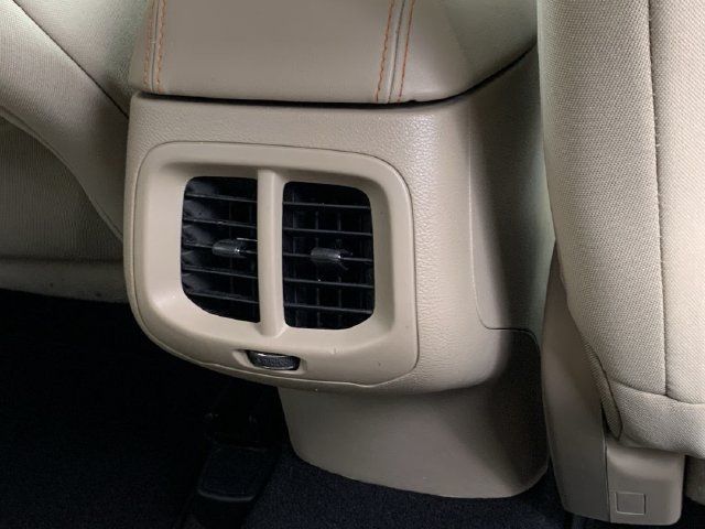 Used 2020 Jeep Cherokee Latitude FWD image 35