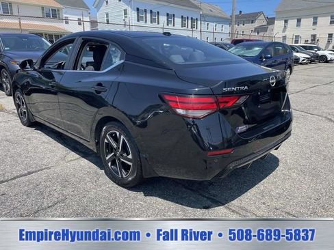 Used 2024 Nissan Sentra SV w/ Trunk Package FWD image 9