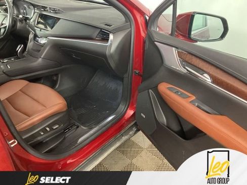Used 2023 Cadillac XT5 Premium Luxury AWD/4WD image 18