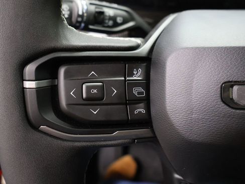 New 2026 Jeep Cherokee Overland image 26