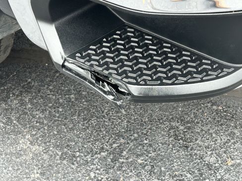 Used 2020 Chevrolet Silverado 2500 LTZ w/ LTZ Plus Package image 14