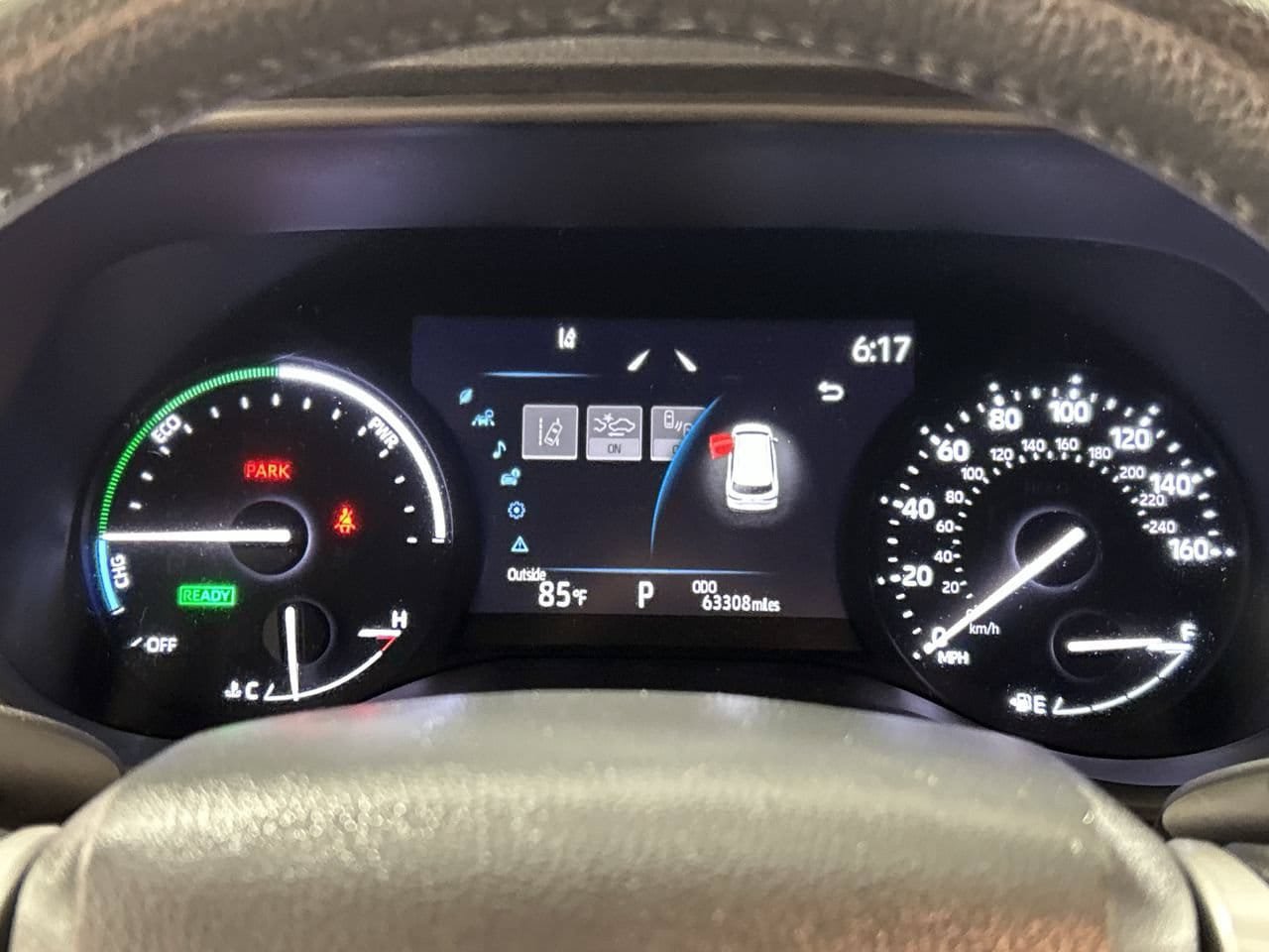 Used 2025 Toyota Sienna XLE FWD image 16