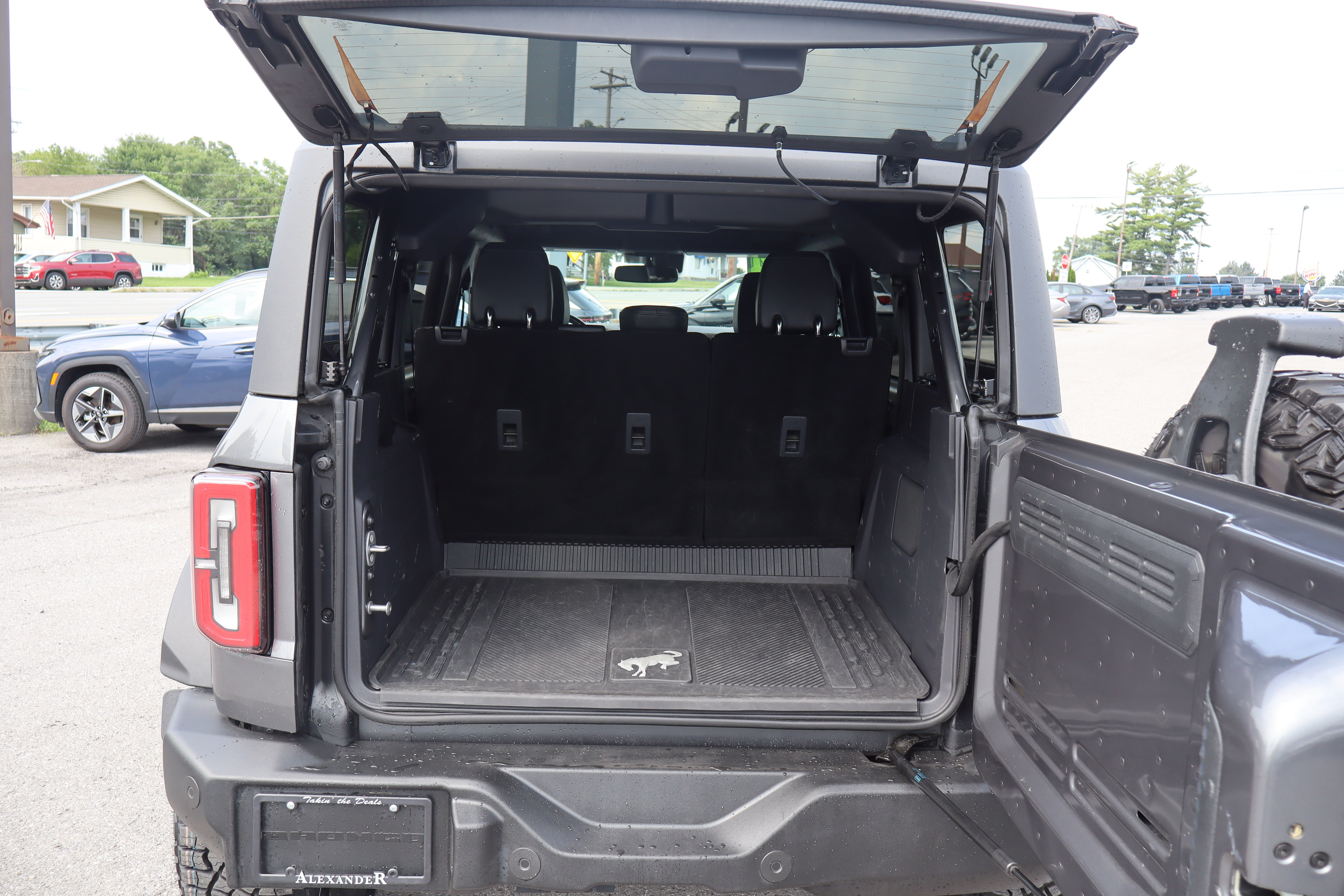 Used 2024 Ford Bronco Wildtrak AWD/4WD image 5