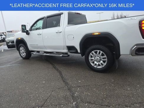 Used 2024 GMC Sierra 3500 SLT image 17