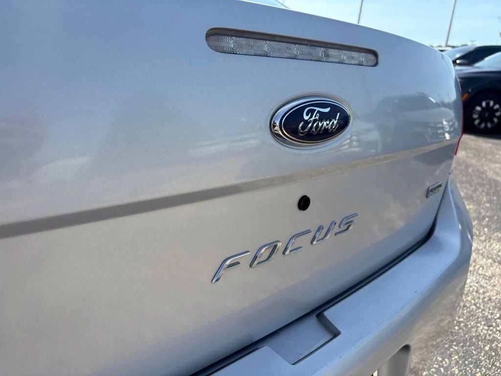 Used 2009 Ford Focus SEL FWD image 11