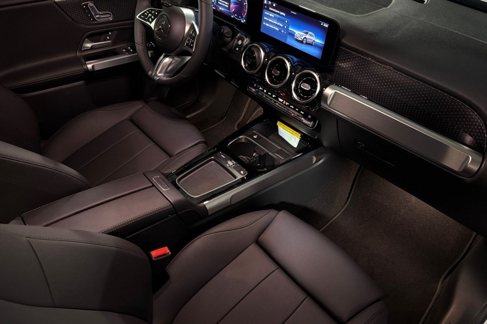 New 2026 Mercedes-Benz GLB 250 image 15