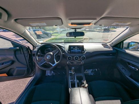 Used 2023 Nissan Sentra SV image 12
