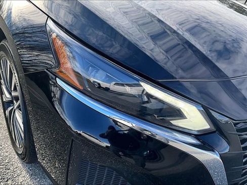 Used 2024 Nissan Altima 2.5 SV image 29