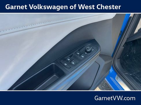New 2026 Volkswagen Taos SE AWD/4WD image 11