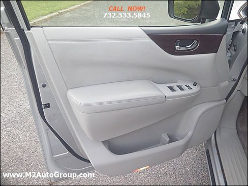 Used 2014 Nissan Quest S FWD image 25