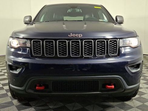 Used 2018 Jeep Grand Cherokee Trailhawk image 5
