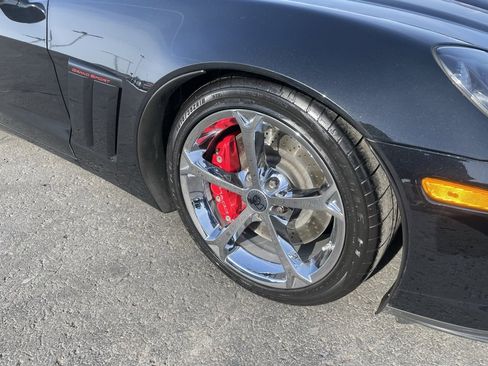 Used 2012 Chevrolet Corvette Grand Sport w/ 3LT Preferred Equipment Group image 4