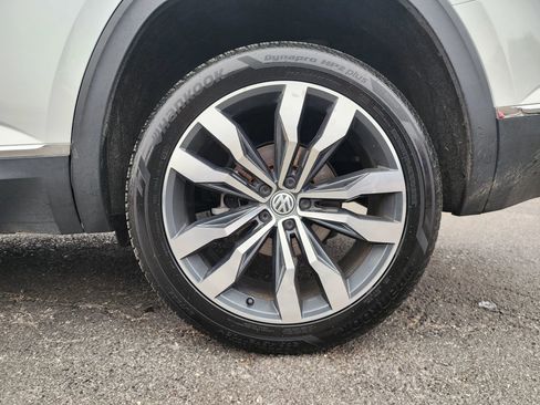 Used 2019 Volkswagen Atlas SEL Premium image 27