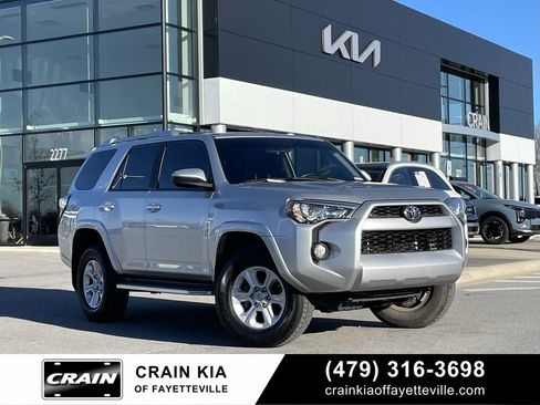 Used 2018 Toyota 4Runner SR5 image 1