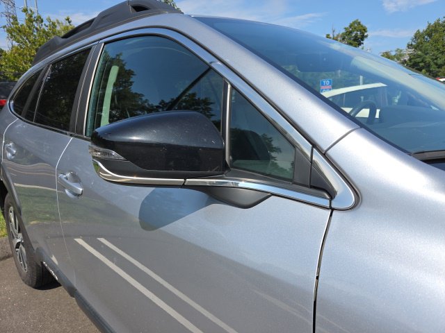 Used 2024 Subaru Outback Premium AWD/4WD image 14