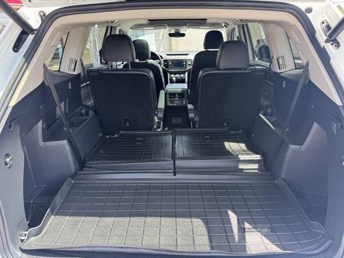 Used 2023 Volkswagen Atlas SEL Premium AWD/4WD image 11